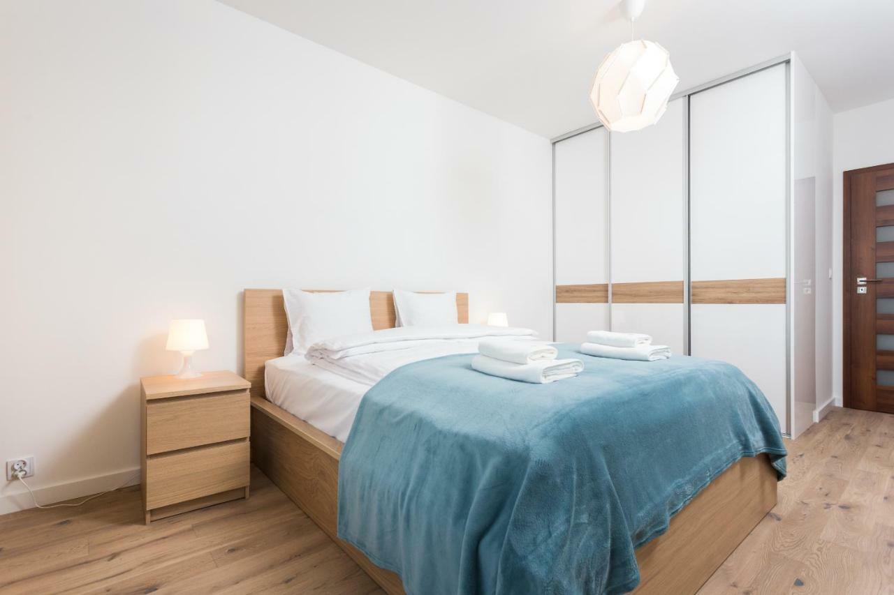 Mogilska Tower Apartments Near Tauron Arena By Inpoint - Free Underground Parking クラクフ エクステリア 写真